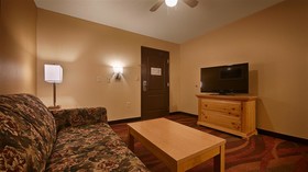 Best Western Plus Fort Wayne Inn & Suites North