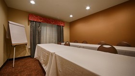 Best Western Plus Fort Wayne Inn & Suites North