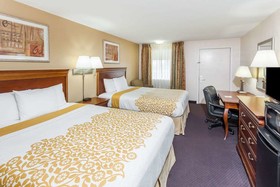 Days Inn by Wyndham Fort Wayne