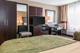 Days Inn by Wyndham Fort Wayne