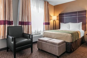 Days Inn by Wyndham Fort Wayne