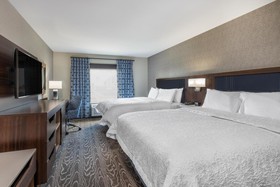 Hampton Inn & Suites Fort Wayne Downtown