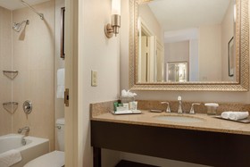 Hilton Fort Wayne at Grand Wayne Convention Center