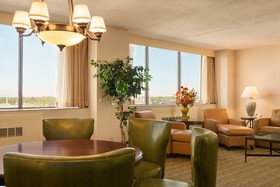 Hilton Fort Wayne at Grand Wayne Convention Center