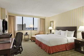 Hilton Fort Wayne at Grand Wayne Convention Center
