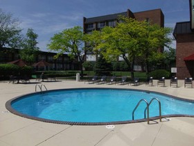 Ramada Plaza by Wyndham Fort Wayne Hotel & Conference Center