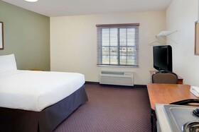 Woodspring Suites Fort Wayne