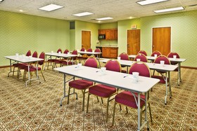Holiday Inn Express Hotel & Suites Goshen