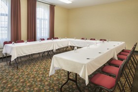 Country Inn & Suites by Radisson, Greenfield, IN