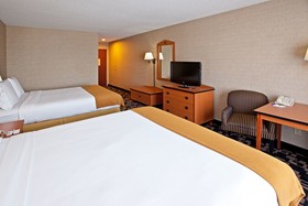 Holiday Inn Express Hotel & Suites Greenwood
