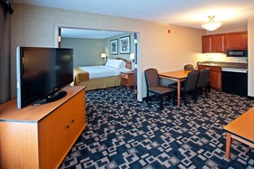 Holiday Inn Express Hotel & Suites Greenwood