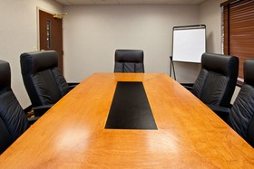 Holiday Inn Express Hotel & Suites Greenwood