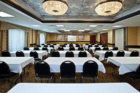 Holiday Inn Express Hotel & Suites Greenwood