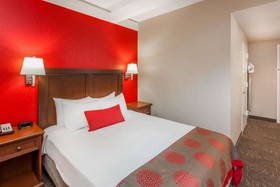 Ramada by Wyndham Hammond Hotel & Conference Center