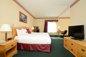 Best Western Plus Howe Inn