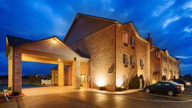 Best Western Plus Howe Inn