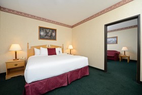 Best Western Plus Howe Inn