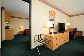 Best Western Plus Howe Inn
