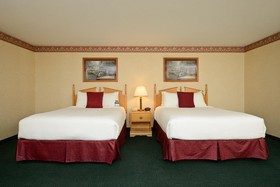Best Western Plus Howe Inn