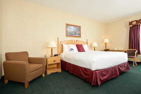 Best Western Plus Howe Inn