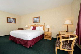 Best Western Plus Howe Inn