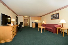 Best Western Plus Howe Inn