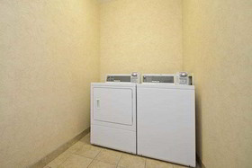 Best Western Plus Howe Inn