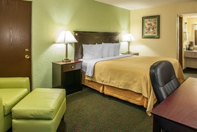 Quality Inn Huntingburg