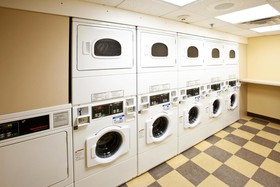 Candlewood Suites Indianapolis Downtown Medical District