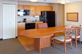 Candlewood Suites Indianapolis Downtown Medical District