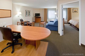 Candlewood Suites INDIANAPOLIS EAST