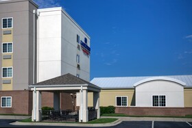 Candlewood Suites Indianapolis Northwest