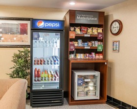 Comfort Suites near Indianapolis Airport
