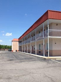 Country Hearth Inn & Suites - Indianapolis