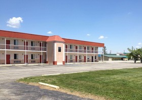 Country Hearth Inn & Suites - Indianapolis