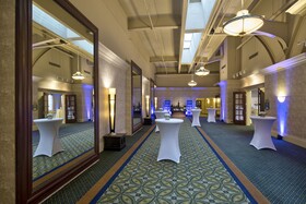 Crowne Plaza Indianapolis Downtown Union Station