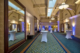 Crowne Plaza Indianapolis Downtown Union Station
