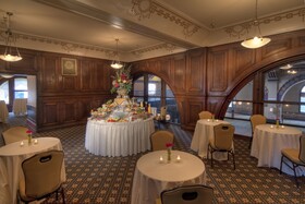 Crowne Plaza Indianapolis Downtown Union Station