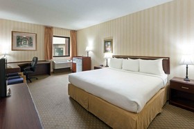 Days Inn & Suites by Wyndham Northwest Indianapolis