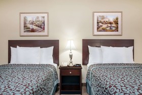 Days Inn by Wyndham Indianapolis Northeast