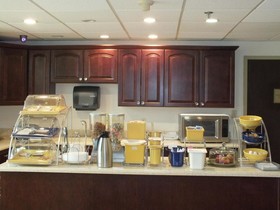 Days Inn by Wyndham Indianapolis Northeast