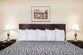 Days Inn by Wyndham Indianapolis Northeast