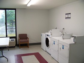 Days Inn by Wyndham Indianapolis Northeast
