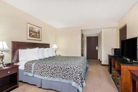 Days Inn by Wyndham Indianapolis Northeast