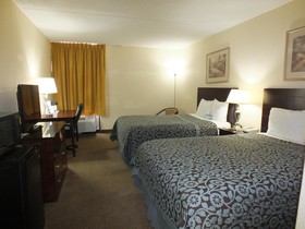 Days Inn by Wyndham Indianapolis Northeast
