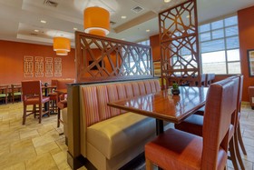 Drury Inn & Suites Indianapolis Northeast