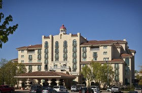 Embassy Suites by Hilton Indianapolis North