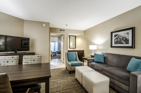Embassy Suites by Hilton Indianapolis North