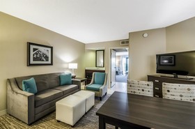Embassy Suites by Hilton Indianapolis North