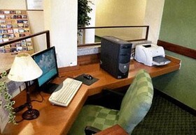 Fairfield Inn & Suites Indianapolis East